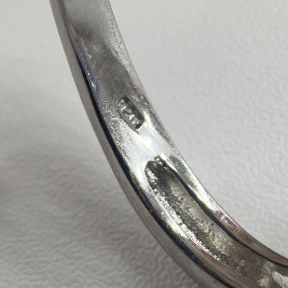 Vivid Blue Ceylon Sapphire Sterling Silver Ring (6.5) - Picture 10 of 10